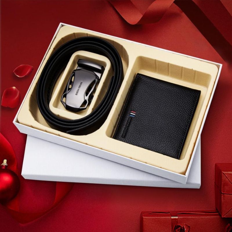 Kit presente Bison Denim com carteira masculina preta e cinto de couro em embalagem premium